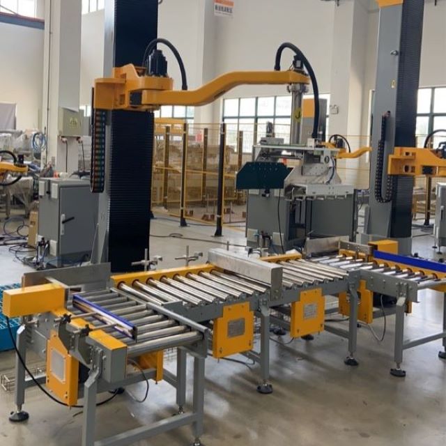 Robot Palletizer For Bottom-supported hand-picking palletizing machine